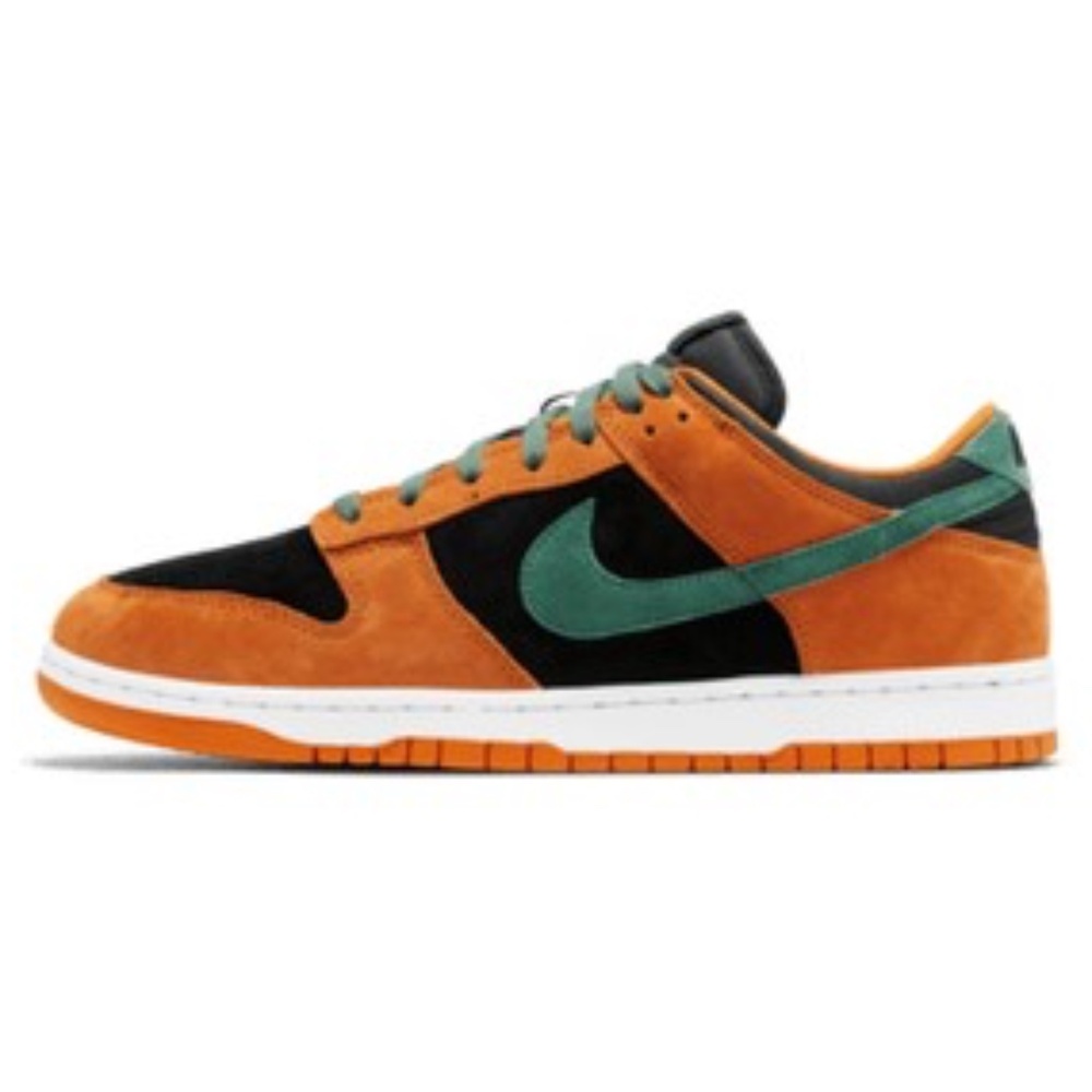 Nike Dunk Low SP Shoes